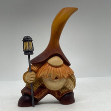Load image into Gallery viewer, Light Post and Cloak Nochale - 016