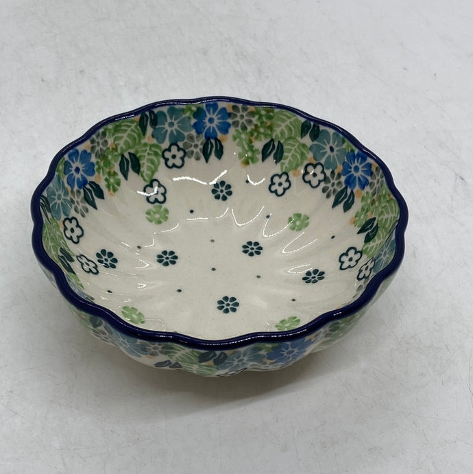 023 ~ Bowl ~ Scalloped ~ 4.5