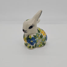 Load image into Gallery viewer, Mini Bunny  -  no carrot - U595