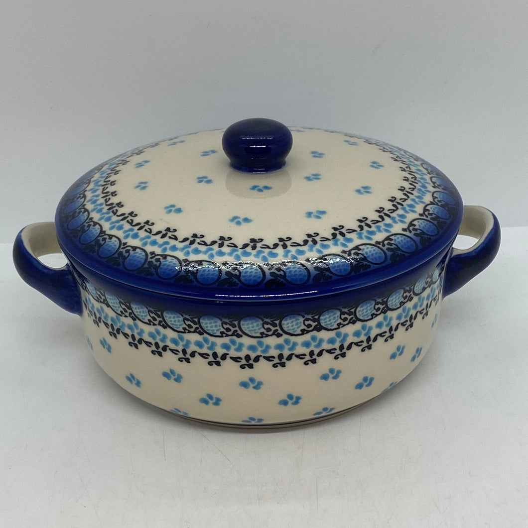 Round Covered Casserole Baker - P-LN