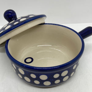 Baker with Handle and Lid ~ AS79