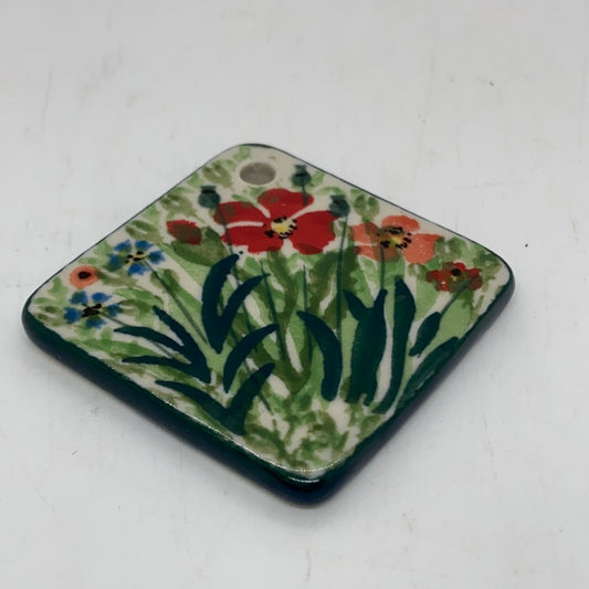 Square Pendant - U4335 - U3 - RETIRED