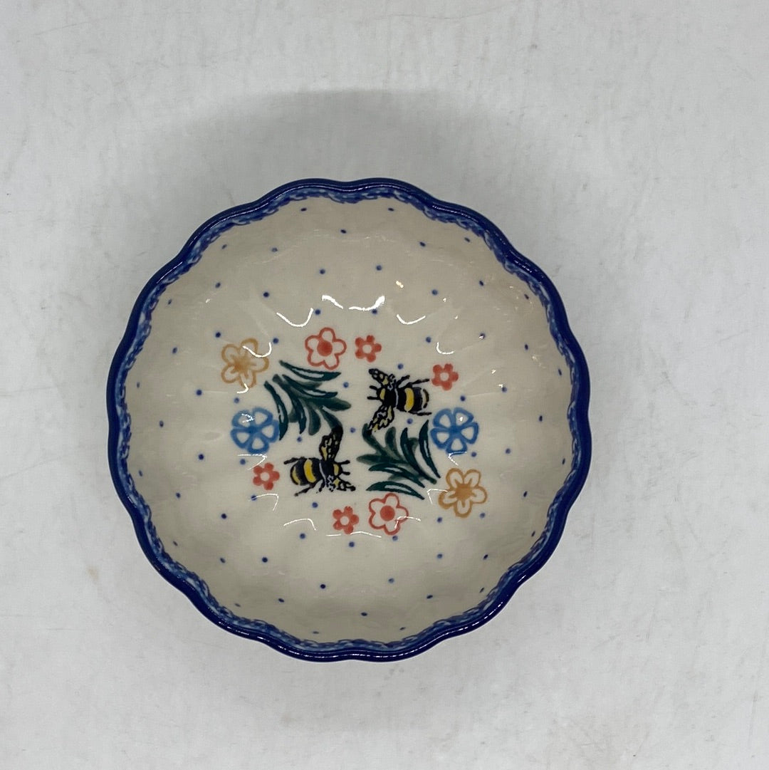 Bowl ~ Scalloped ~ 4.5 inch ~ 2023X - T3*