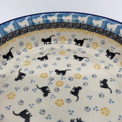 Baker ~ Round w/ Handles ~ 8 inch ~ 2153X - T1*