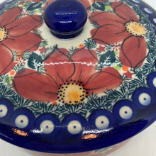 Load image into Gallery viewer, Round Covered Casserole Baker - A-S5