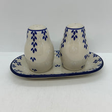 Load image into Gallery viewer, Salt and Pepper ~ 3.25 inch ~ 2400X