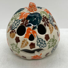 Load image into Gallery viewer, A445 Small Pumpkins D113