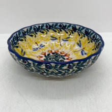 Load image into Gallery viewer, Scalloped Dish - JZ36