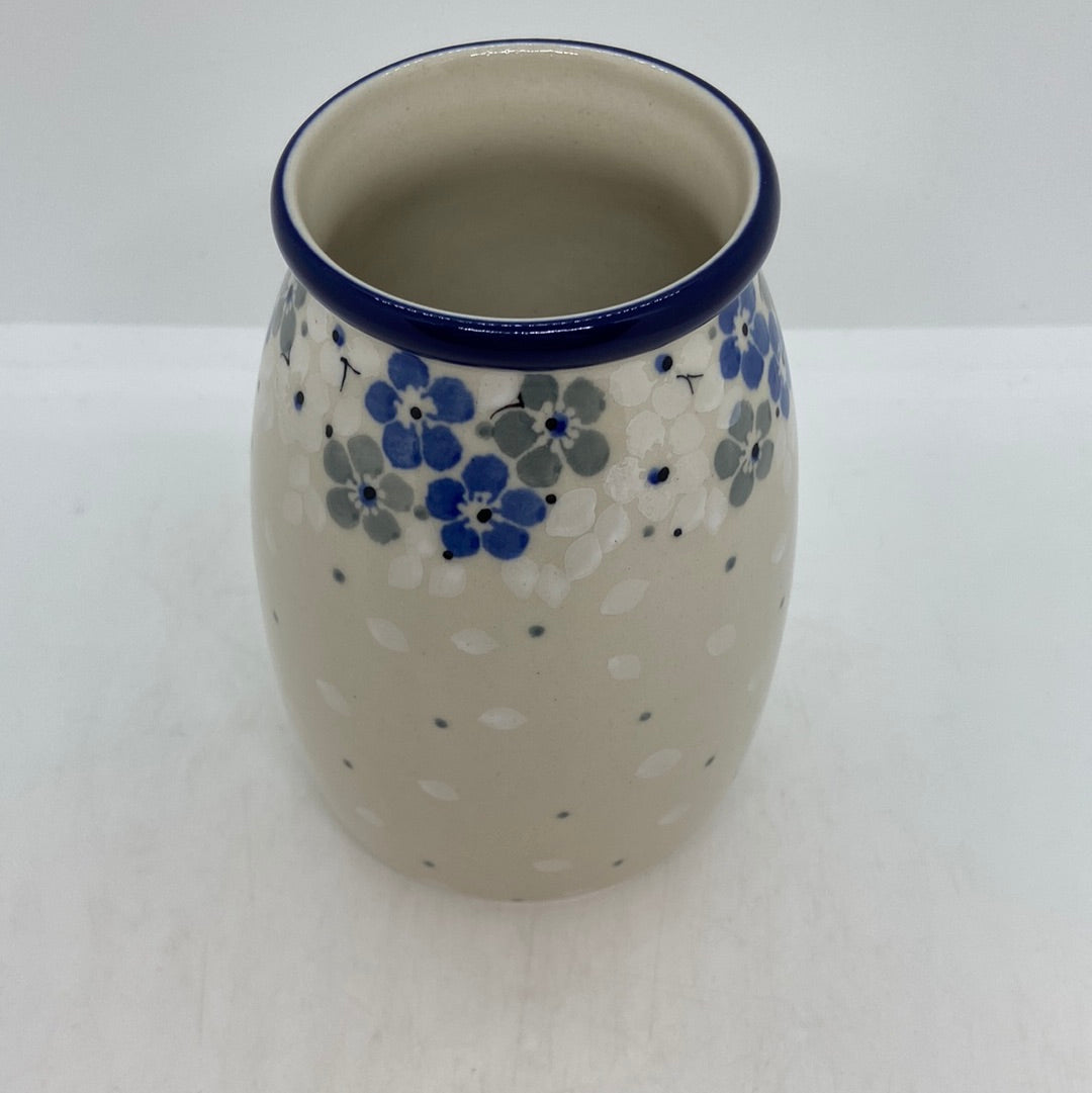 196 ~ Vase ~ Milk Bottle Shape ~ 5"H ~ 2381X ~ T4!