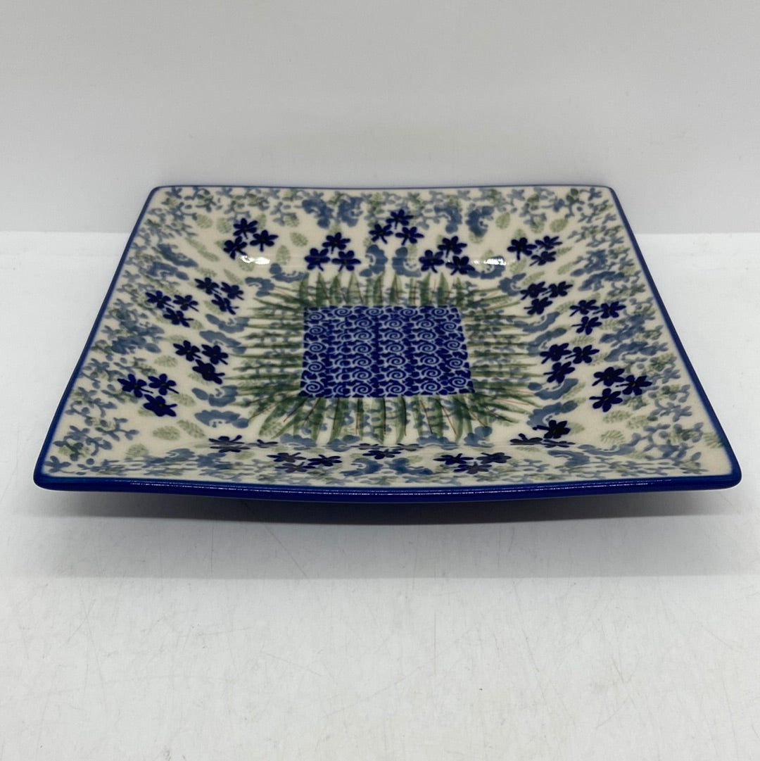Square Plate ~ 7 inch ~ KK04
