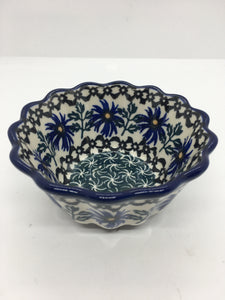 Bowl ~ Fluted ~ 4.25 W ~ 976X ~ T3!