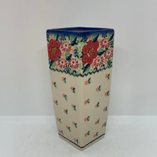 Load image into Gallery viewer, W07 Square Vase U-LK