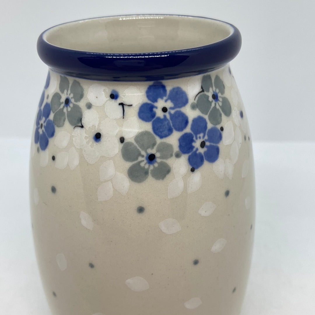 196 ~ Vase ~ Milk Bottle Shape ~ 5"H ~ 2381X ~ T4!