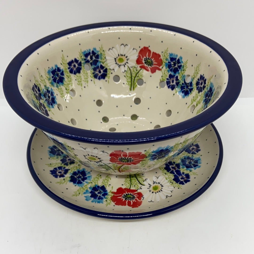 Berry Bowl w/ Saucer ~ 8W ~ 2510X ~ T3!