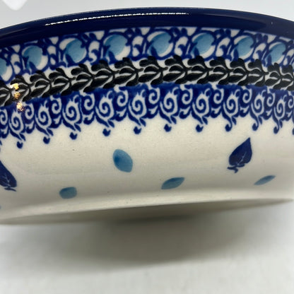 Baker ~ Round w/ Handles ~ 8 inch ~ 2704X - T3!