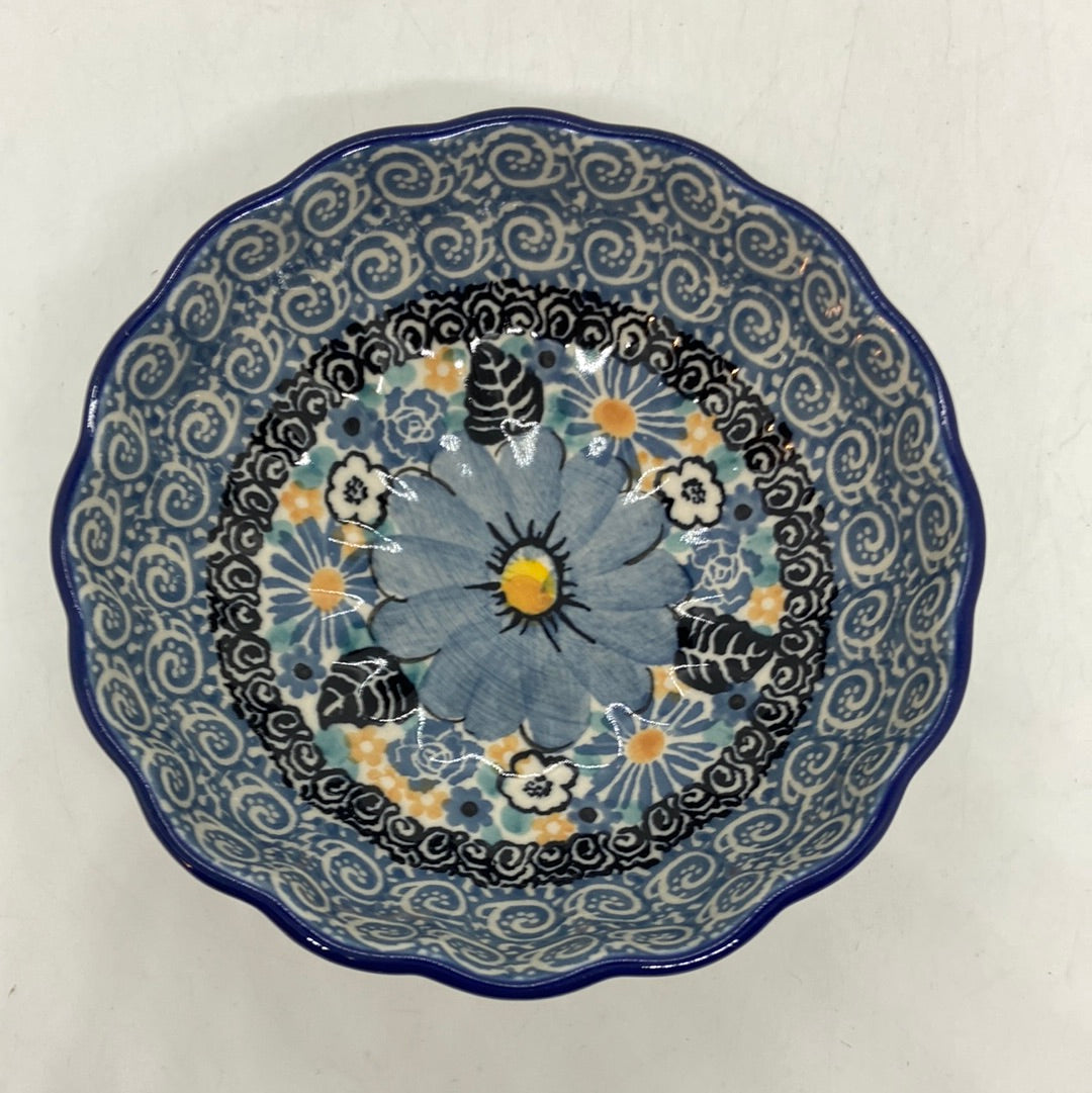 Bowl ~ Scalloped ~ 4.5 inch ~ U4653 ~ U7!