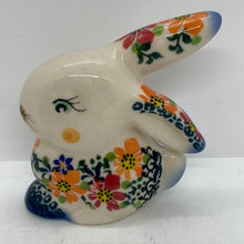 Load image into Gallery viewer, Rabbit Figurine ~ 3.5 inch ~ U-HP