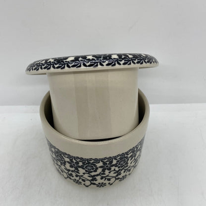 European Butter Dish ~ 3.75W x 3H ~ 2314 - T1!