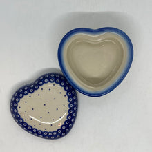 Load image into Gallery viewer, Covered Heart Container U-P1