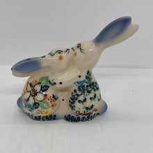 Load image into Gallery viewer, Figurine ~ Rabbit ~ 3.5 inch ~ U-BE