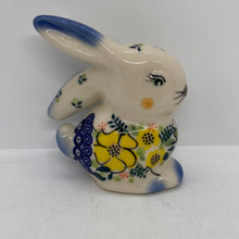 Load image into Gallery viewer, Rabbit Figurine ~ 3.5 inch ~ U-WP3