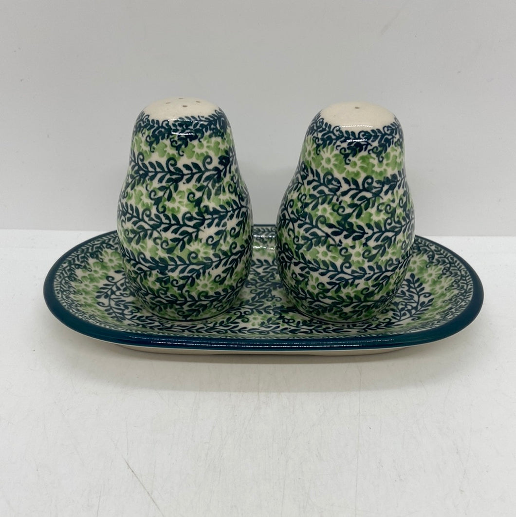 Salt and Pepper ~ 3.25 inch ~ 1888Q - T4