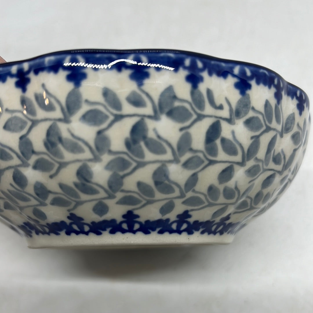 Bowl ~ 4.5 inch ~ U4830 ~ U3*