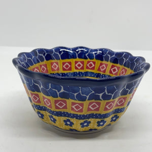 Bowl ~ Fluted ~ 4.25 W ~ 2567X ~ T4!