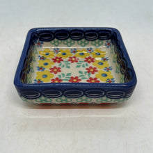 Load image into Gallery viewer, Square Bowl - D26