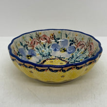 Load image into Gallery viewer, Scalloped Dish - WK81