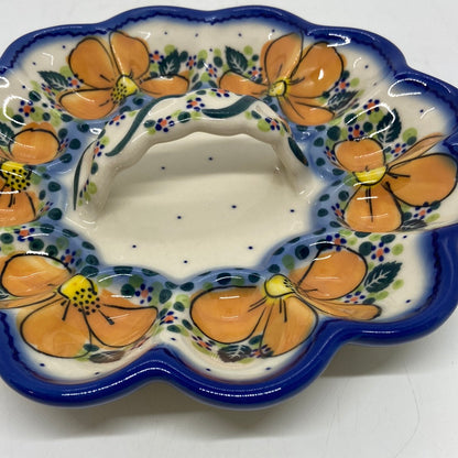 T13 Egg Dish with Handle U-PK1