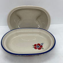 Load image into Gallery viewer, Butter Dish with Handle  - EO34