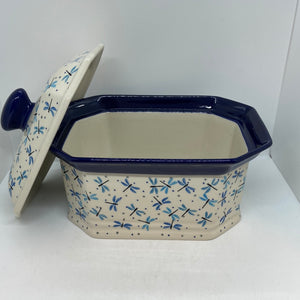 Covered Container ~ 4"H x 7"W x 9" L ~ 2536X
