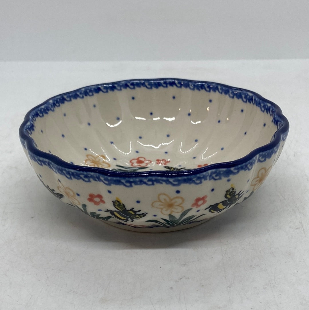 Bowl ~ Scalloped ~ 4.5 inch ~ 2023X - T3*