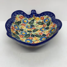 Load image into Gallery viewer, Leaf Bowl ~ 8 inch DU442