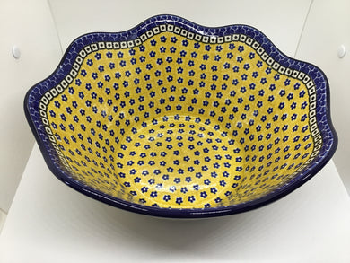 693 ~ Bowl ~ Wavy Edge ~ Large ~ 12