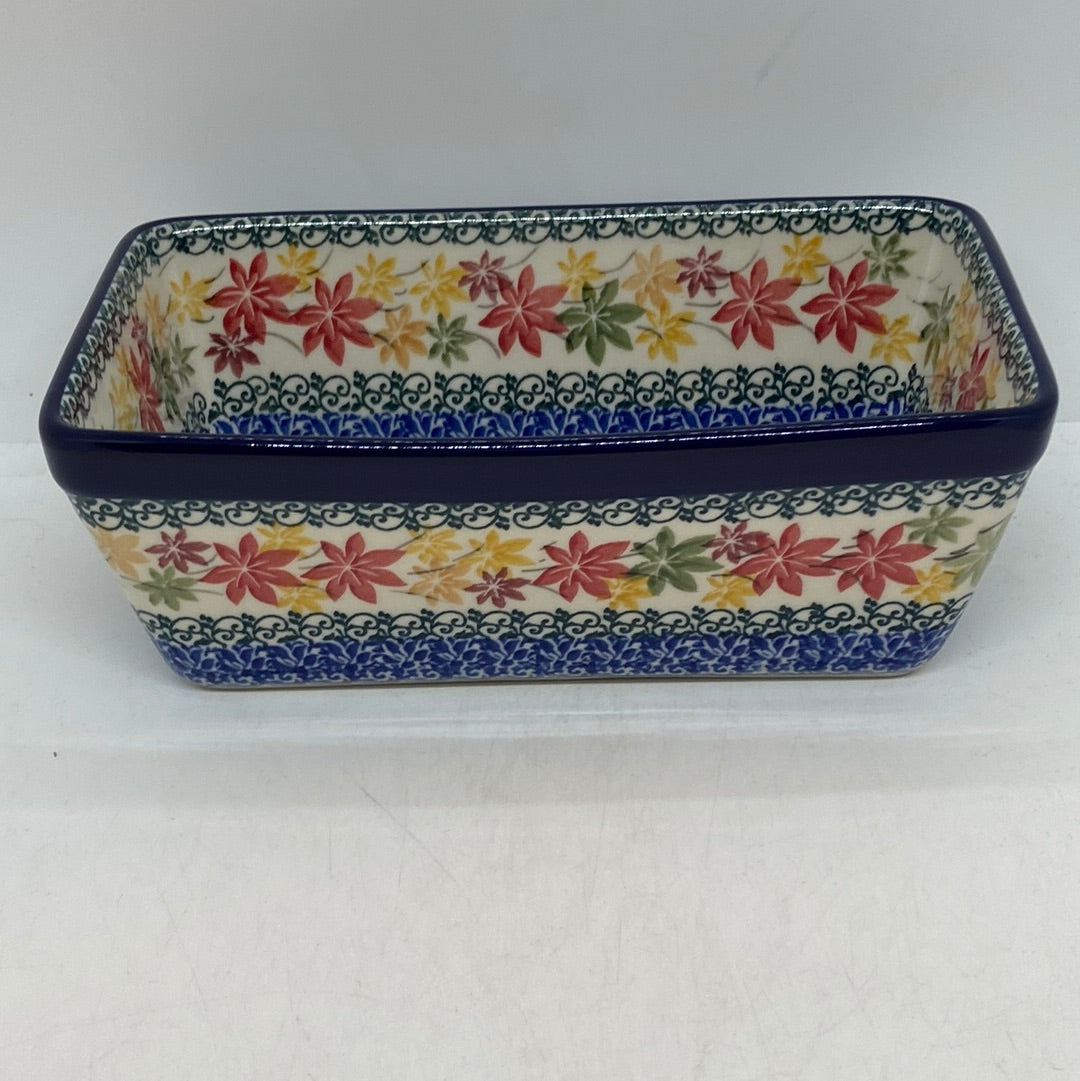 Baker ~ Loaf Pan ~  8”L x 4.5”W x 3”H - 2533X - T4*