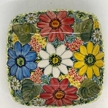 Load image into Gallery viewer, 9119 Malwa Medium Square Bowl Daisy