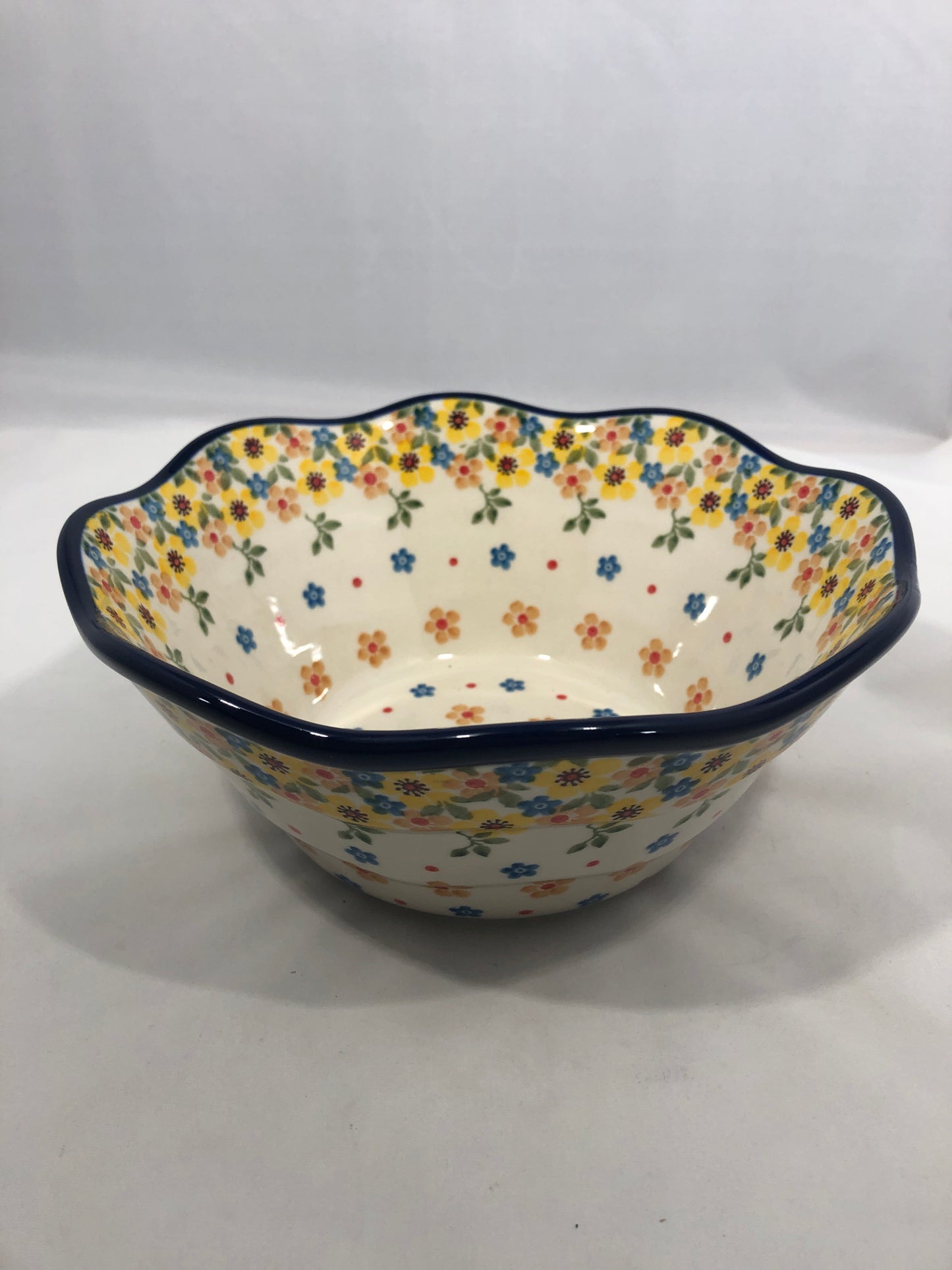 Bowl ~ Wavy Edge ~ Small ~ 8 inch ~ 2225X ~ T3!