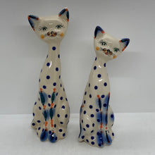 Load image into Gallery viewer, ZW03 Tall Cat Polka Dot