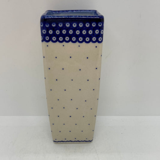 W07 Square Vase U-P1