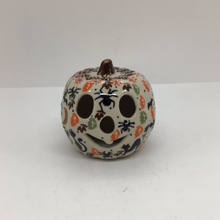 Load image into Gallery viewer, A441 Small Pumpkins Orange Halloween D90