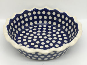 A185 Wavy Pie Plate Polka Dots - D64