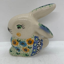 Load image into Gallery viewer, Rabbit Figurine ~ 3.5 inch ~ U-E2