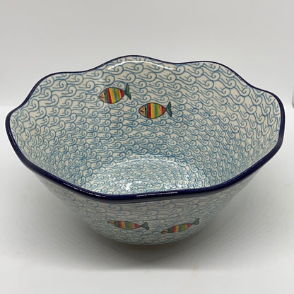 Bowl ~ Wavy Edge ~ Medium ~ 10 inch ~  2540X ~ T4*