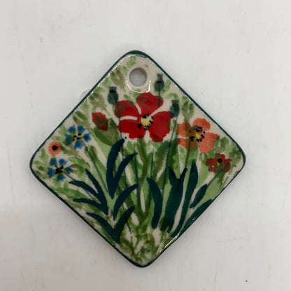 Square Pendant - U4335 - U3 - RETIRED